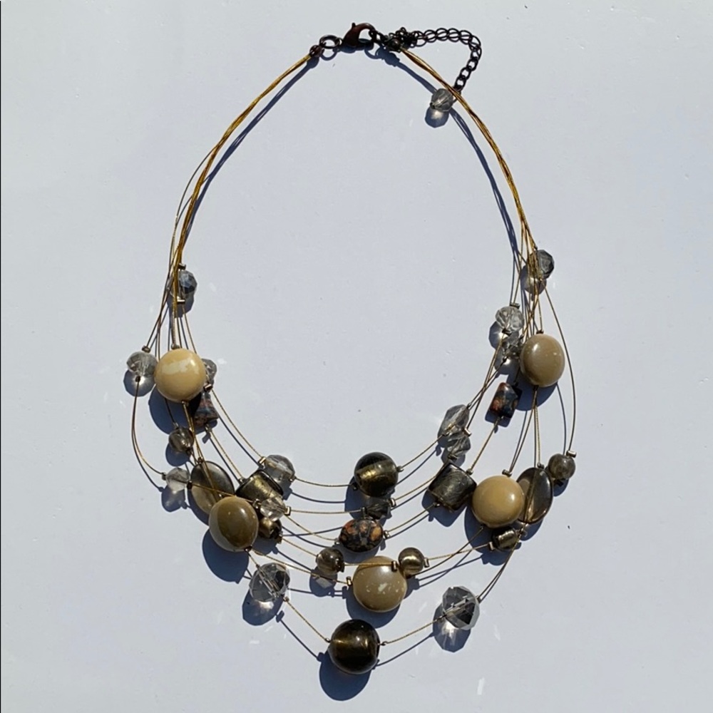3/$15 - Beaded necklace on gold toned wire